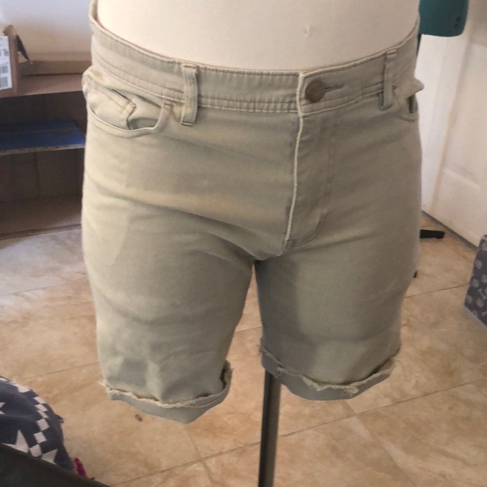 Distressed shorts